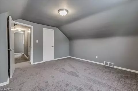 262 E 257 St, Euclid, OH 44132 photo 10