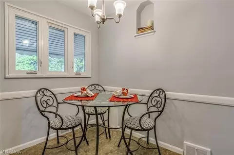 262 E 257 St, Euclid, OH 44132 photo 7