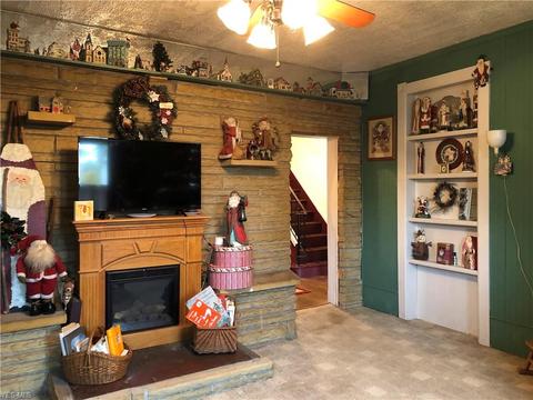 412 N 4th St, Dennison, OH 44621 photo 10