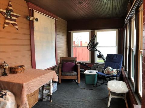 412 N 4th St, Dennison, OH 44621 photo 6