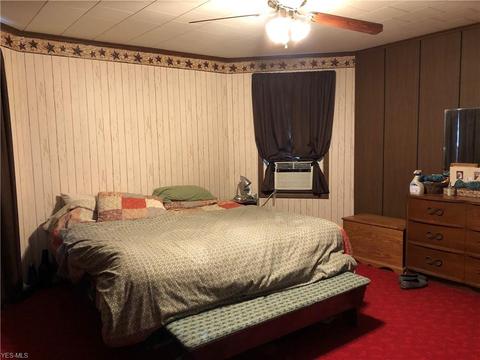 412 N 4th St, Dennison, OH 44621 photo 24