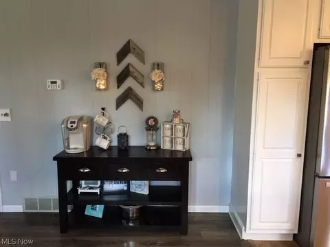 103 Schaar Dr, Dover, OH 44622 photo 8