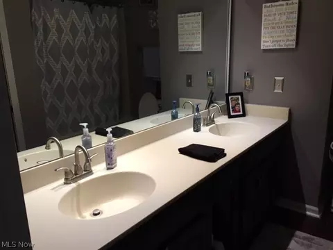 103 Schaar Dr, Dover, OH 44622 photo 19