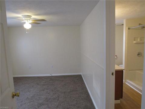 4047 Elyria Ave, Lorain, OH 44055 photo 19