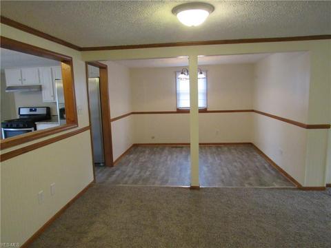 4047 Elyria Ave, Lorain, OH 44055 photo 11