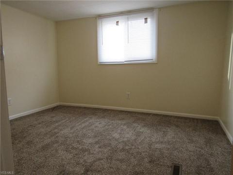 4047 Elyria Ave, Lorain, OH 44055 photo 24
