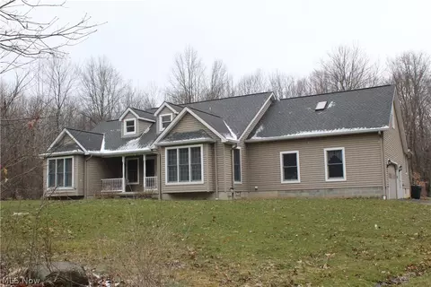 5917 Mount Everett Rd, Hubbard, OH 44425 photo 2