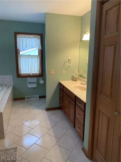 5917 Mount Everett Rd, Hubbard, OH 44425 photo 14