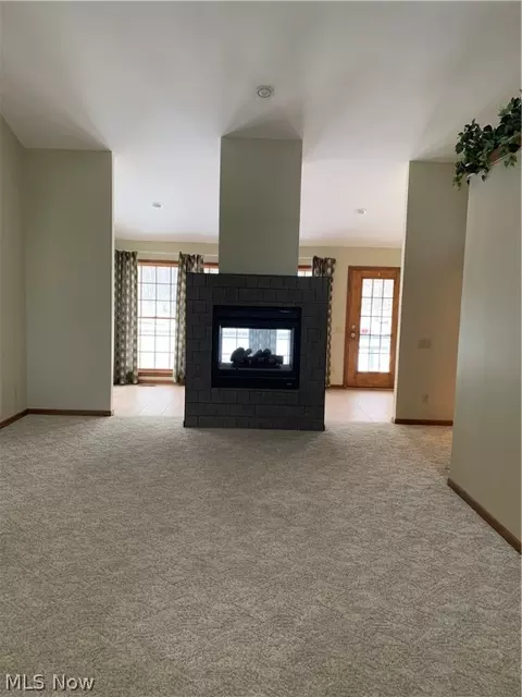 5917 Mount Everett Rd, Hubbard, OH 44425 photo 8
