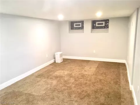 411 E 266th St, Euclid, OH 44132 photo 29