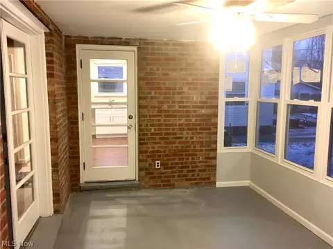 411 E 266th St, Euclid, OH 44132 photo 32