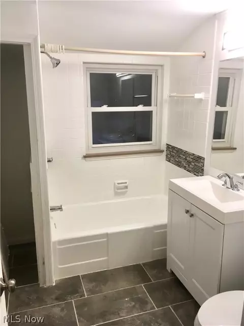 411 E 266th St, Euclid, OH 44132 photo 25