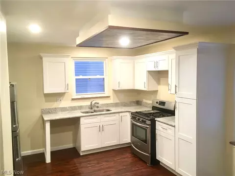 411 E 266th St, Euclid, OH 44132 photo 10