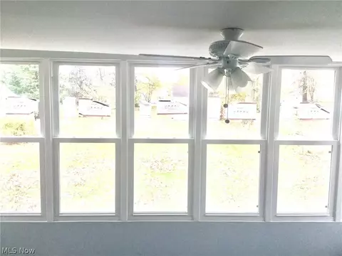 411 E 266th St, Euclid, OH 44132 photo 33