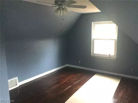411 E 266th St, Euclid, OH 44132 photo 22