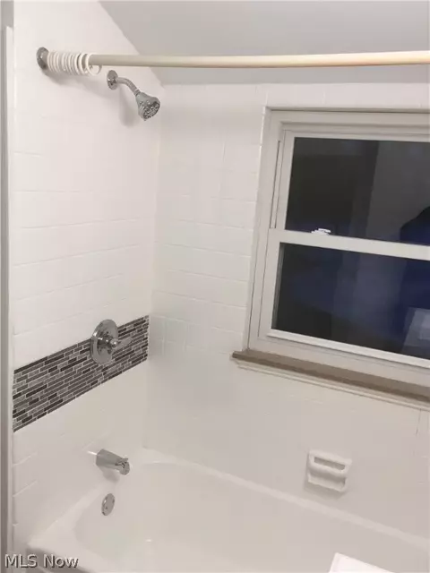 411 E 266th St, Euclid, OH 44132 photo 26