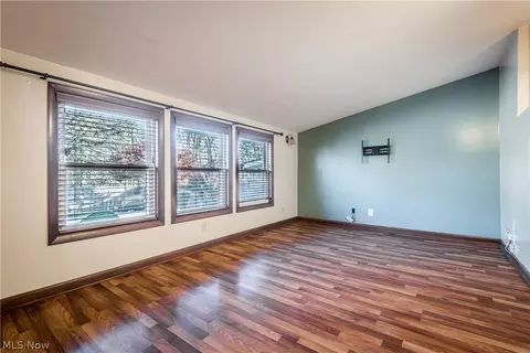 608 Valleyview Ave NW, Canton, OH 44708 photo 8