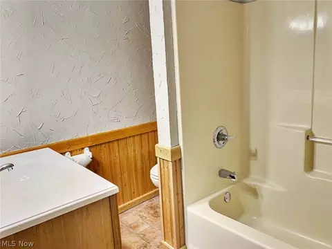 3002 Barnhill Rd, Midvale, OH 44653 photo 19