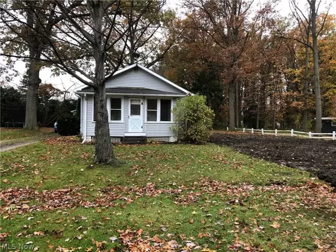 2314 W 11th St, Ashtabula, OH 44004 photo 3