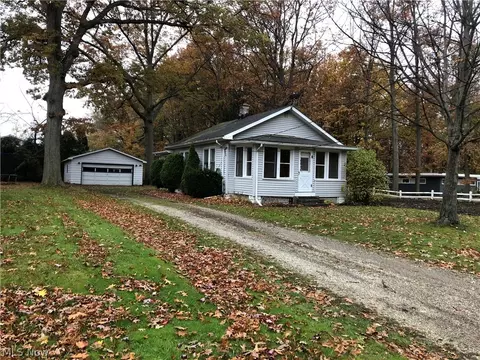 2314 W 11th St, Ashtabula, OH 44004 photo 2