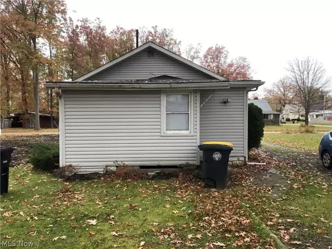2314 W 11th St, Ashtabula, OH 44004 photo 17