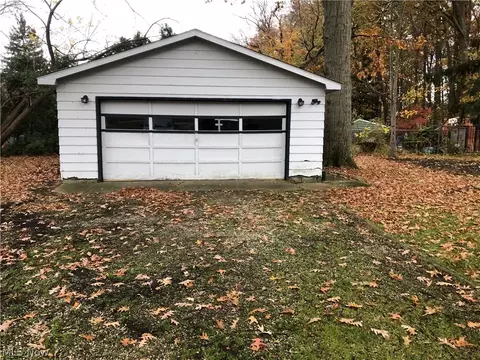 2314 W 11th St, Ashtabula, OH 44004 photo 18
