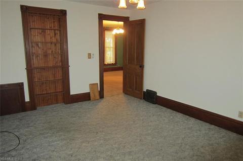 415 E Walnut St, Ashland, OH 44805 photo 14
