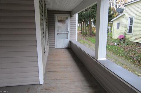 415 E Walnut St, Ashland, OH 44805 photo 5