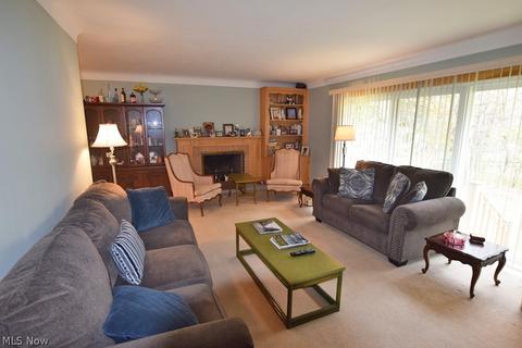 5118 Brookside Rd, Independence, OH 44131 photo 2