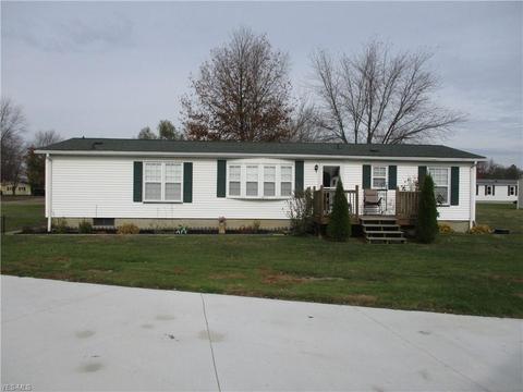 106 Pike Ct, Lagrange, OH 44050 photo 1