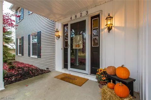4823 E Boulevard Blvd NW, Canton, OH 44718 photo 5