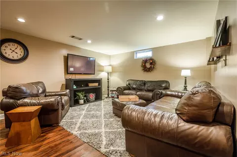 4823 E Boulevard Blvd NW, Canton, OH 44718 photo 25