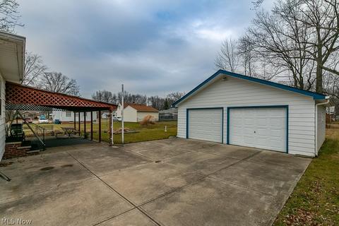 3757 E 365th St, Willoughby, OH 44094 photo 6