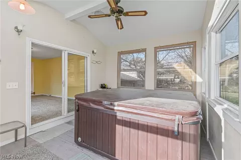 6039 Harrison St, Mentor, OH 44060 photo 14