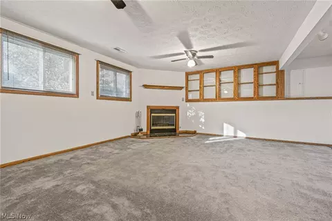6039 Harrison St, Mentor, OH 44060 photo 23