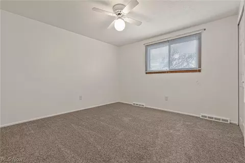 6039 Harrison St, Mentor, OH 44060 photo 19