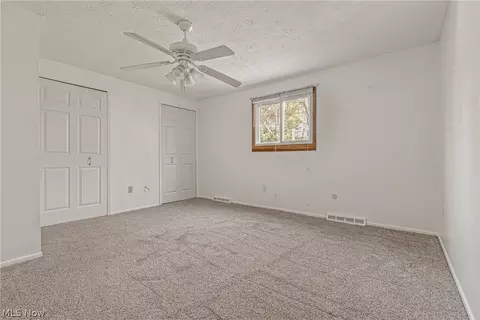 6039 Harrison St, Mentor, OH 44060 photo 15