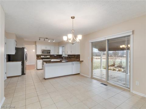7965 Beach Rd, Wadsworth, OH 44281 photo 17