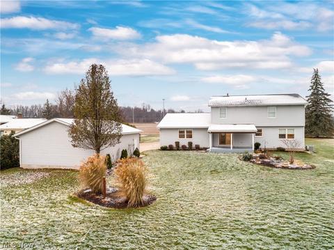7965 Beach Rd, Wadsworth, OH 44281 photo 2