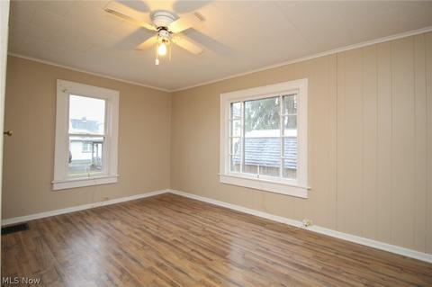 63 Grandview Ave, Struthers, OH 44471 photo 8