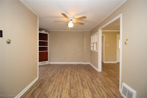 63 Grandview Ave, Struthers, OH 44471 photo 6