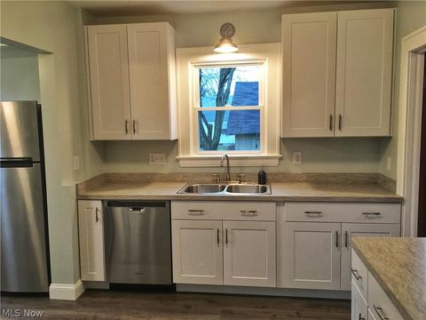 1323 Ohio Ave, Ashtabula, OH 44004 photo 7