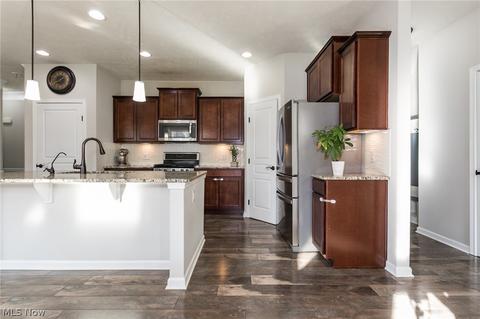 8590 Baker Ave, Mentor, OH 44060 photo 11