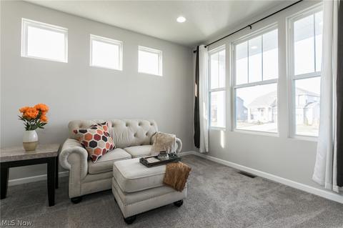 8590 Baker Ave, Mentor, OH 44060 photo 4
