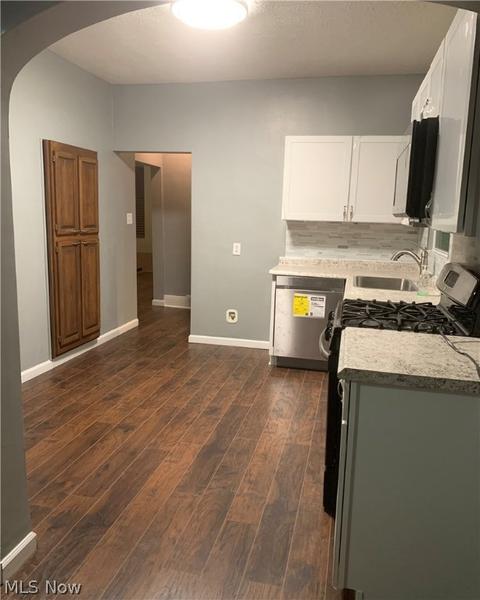 2153 E 30th St, Lorain, OH 44055 photo 9
