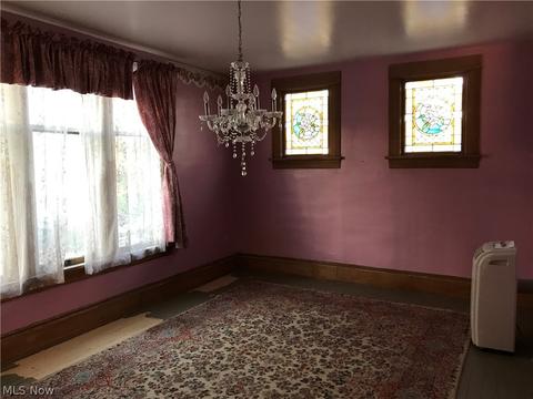 123 Walnut St, Barnesville, OH 43713 photo 3