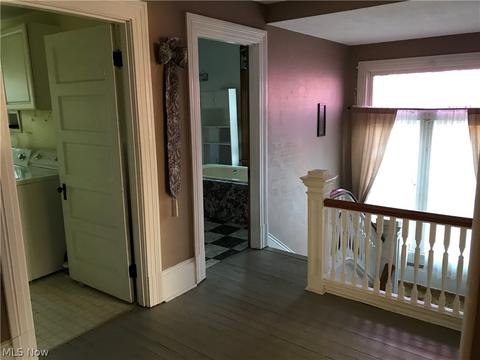 123 Walnut St, Barnesville, OH 43713 photo 15