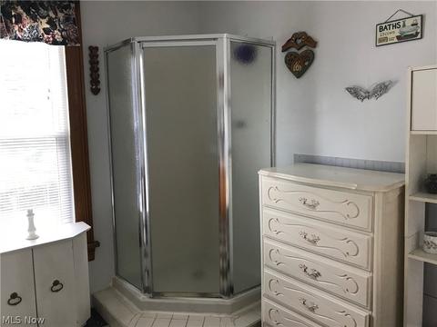 123 Walnut St, Barnesville, OH 43713 photo 13