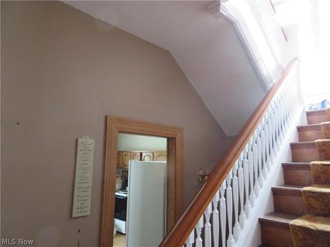 123 Walnut St, Barnesville, OH 43713 photo 8