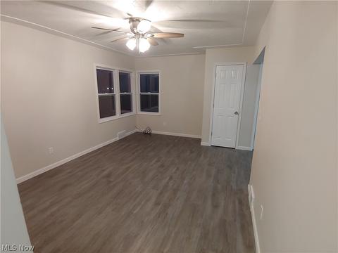 248 Olive St, Elyria, OH 44035 photo 3